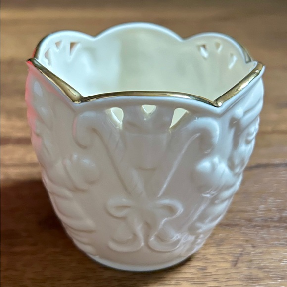 Lenox~ White/Gold • Merry Lights Snowman Votive Tea Light Ceramic Candle • New - Picture 2 of 12